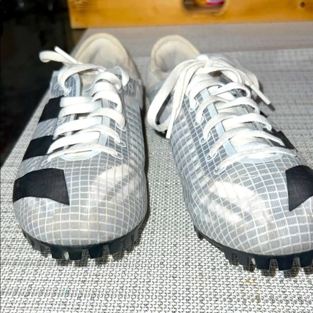 Adidas Black and White ADIDAS Athletic Shoes with Signature Stripes, pre loved